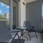 Park Mariacka Z Parkingiem By Renters Apartman *