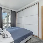 Park Mariacka Z Parkingiem By Renters Apartman Szczecin
