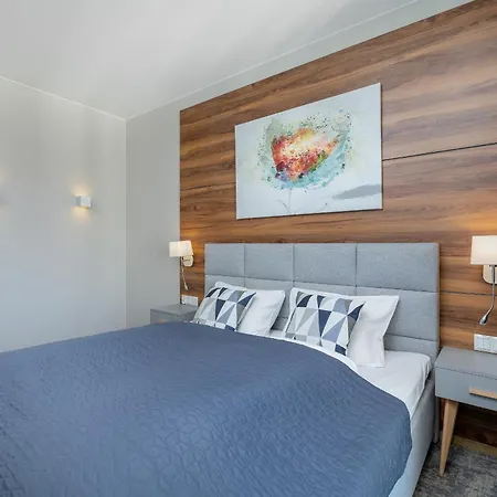 Appartement Park Mariacka Z Parkingiem By Renters