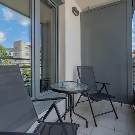 Park Mariacka Z Parkingiem By Renters Appartement *