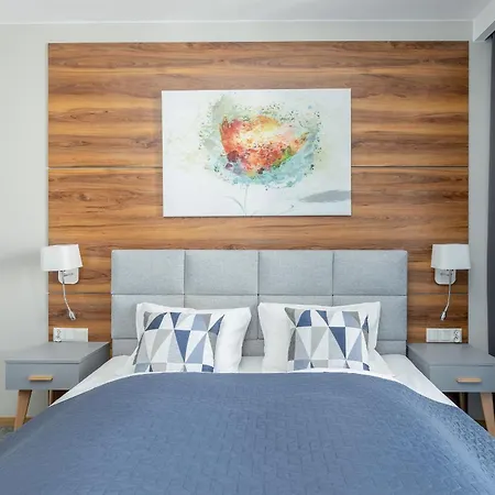 Park Mariacka Z Parkingiem By Renters Szczecin