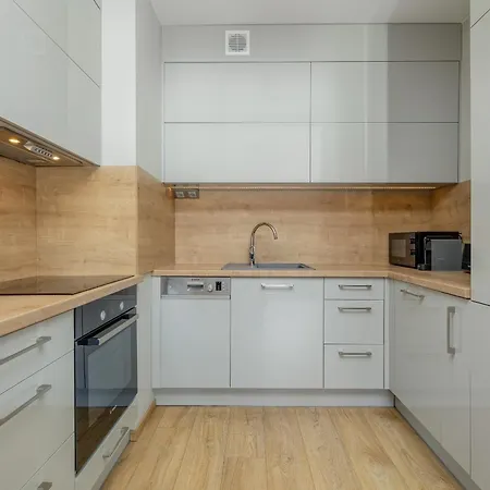 Park Mariacka Z Parkingiem By Renters * Szczecin