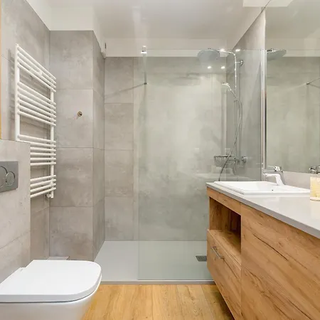 Park Mariacka Z Parkingiem By Renters Lägenhet