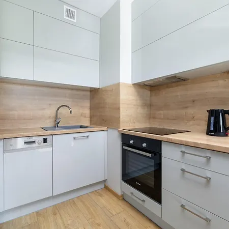 Lägenhet Park Mariacka Z Parkingiem By Renters Szczecin