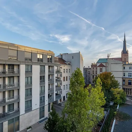 Apartman Park Mariacka Z Parkingiem By Renters